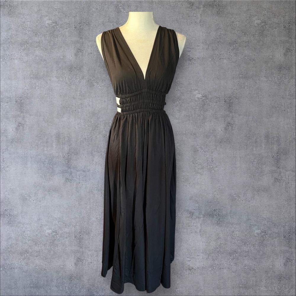Indulge Elegant Black Midi Dress, NEW